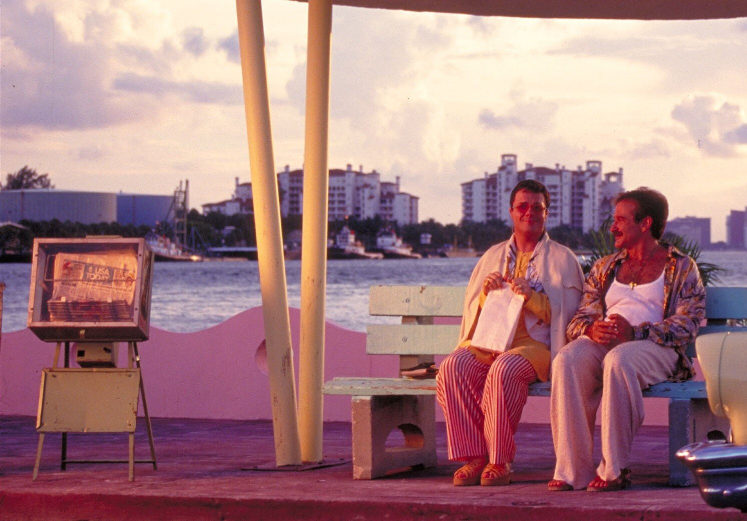 The-Birdcage_02_main