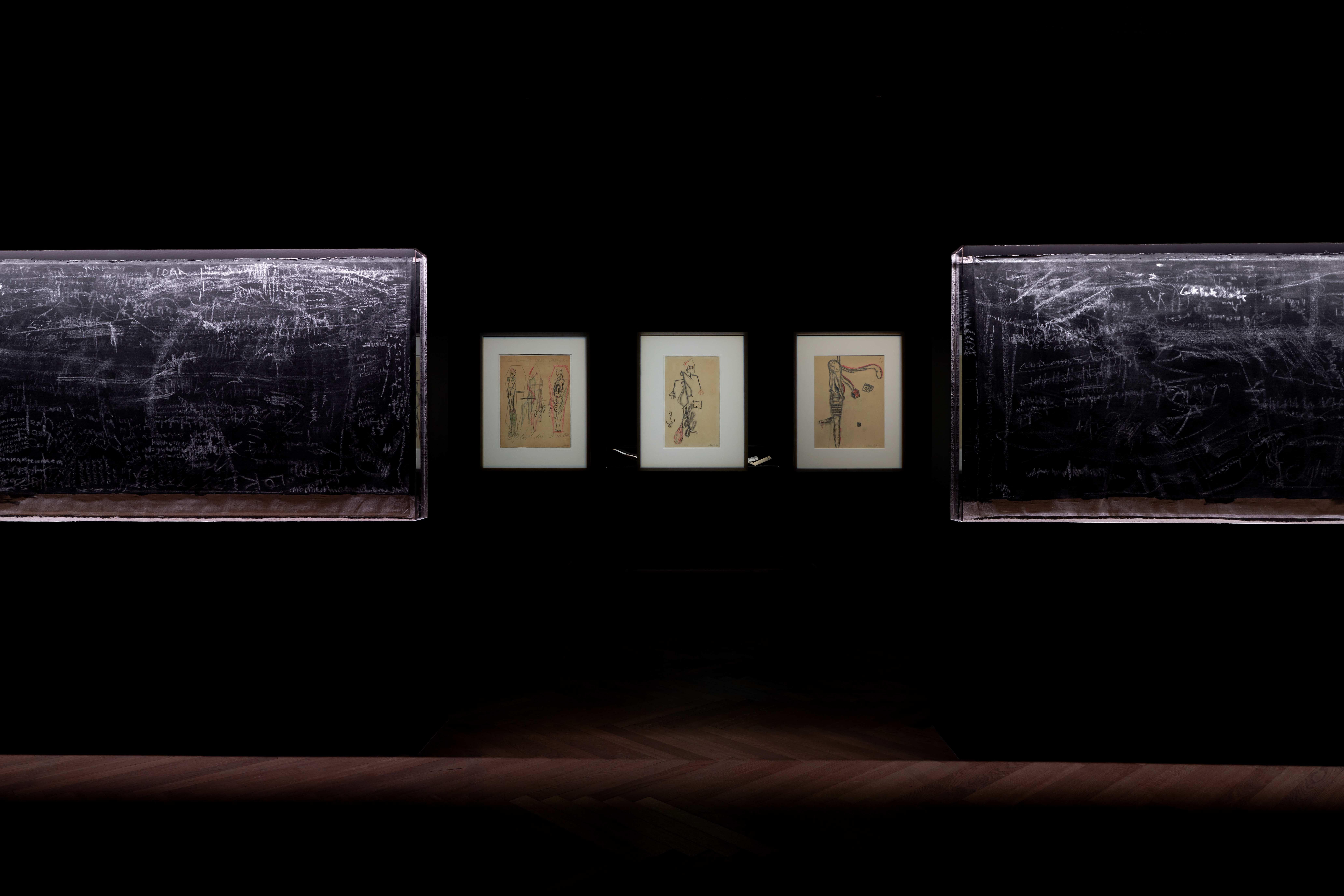 1_Theatre%20of%20Cruelty%2C%20vue%20d%27exposition%20%C2%A9%20Marc%20Domage