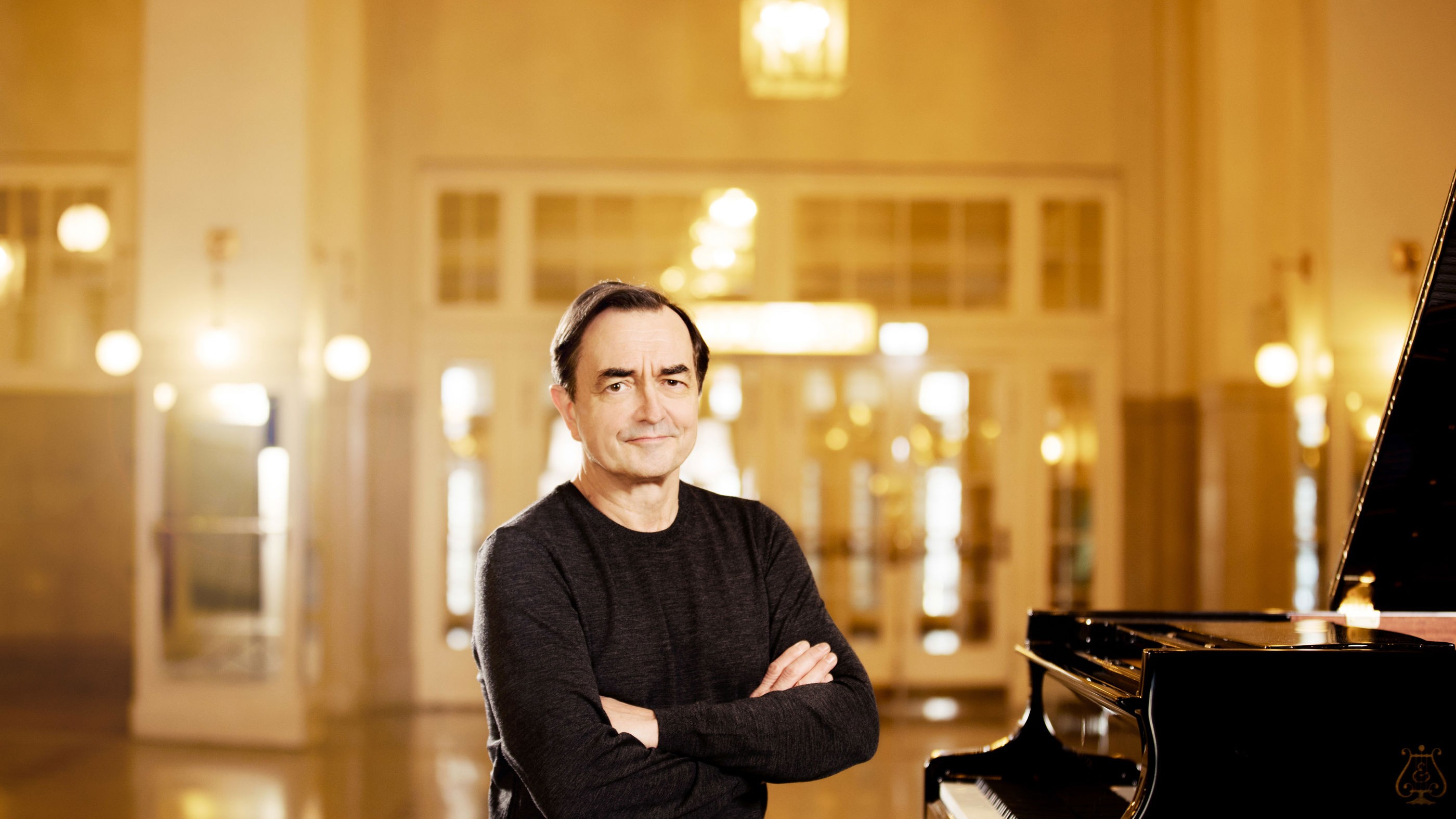 pierre-laurent_aimard-25-photo_julia_wesley-xxxxxcm_col_300dpi_rgb