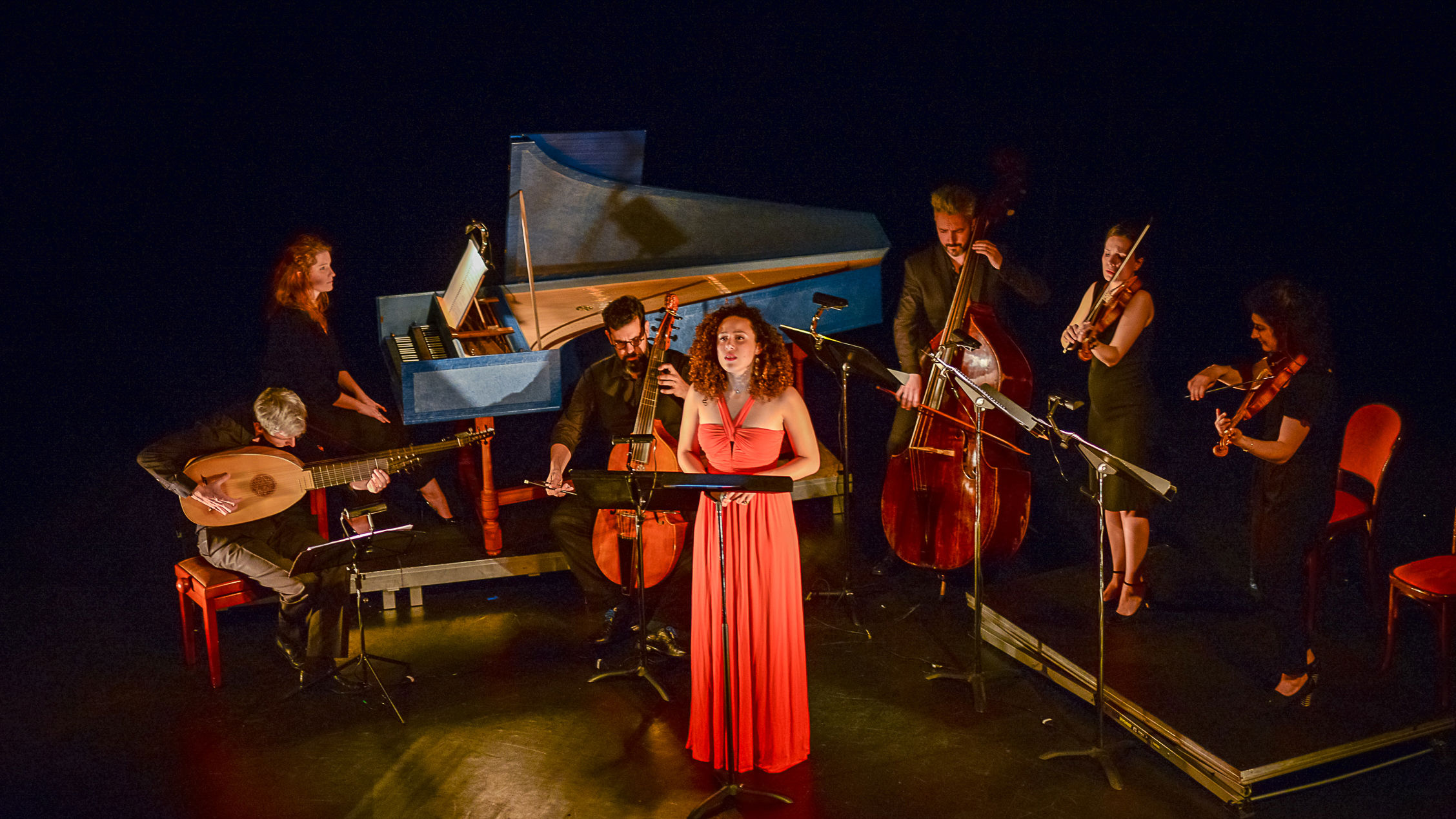 lou-photo-by-jack-carrot-jpg-rxy-0-506265664160401-0_main