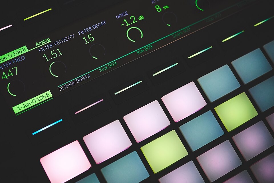 Music_production_launchpad_-Unsplash-lucabravo_main