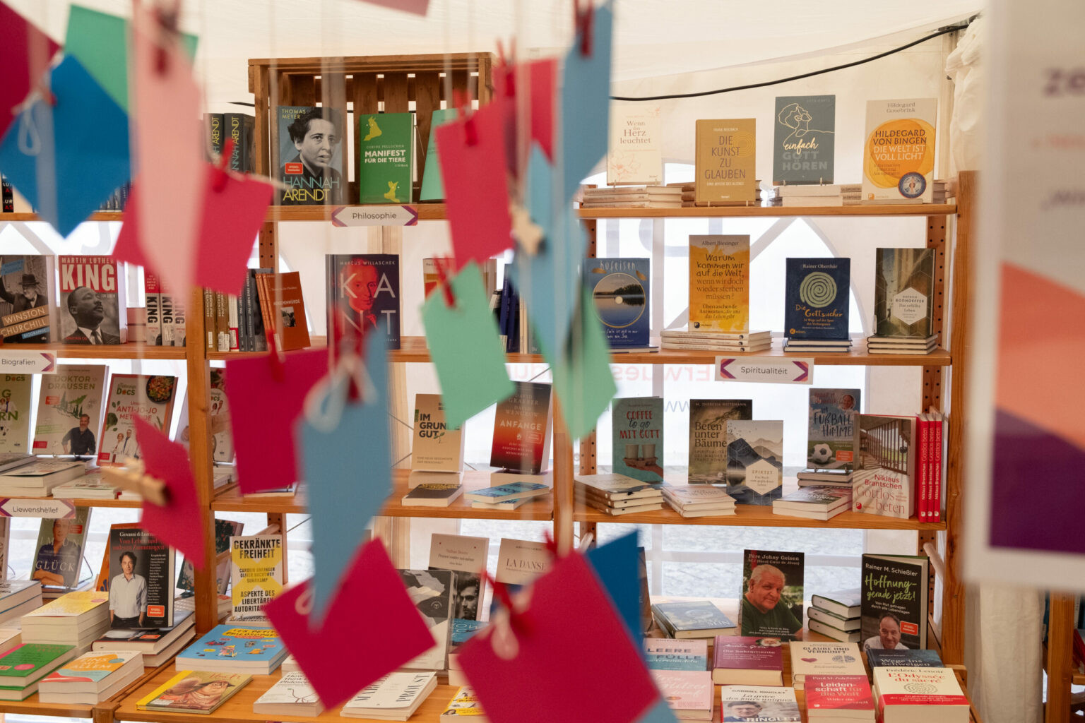 Bicherzelt-im-Oktavjubilaeum-Kopie-1536x1024_main