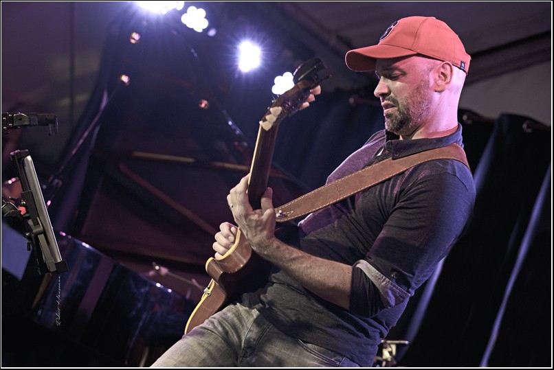 DAN-CHA-live1-byRobertHansenne-_main