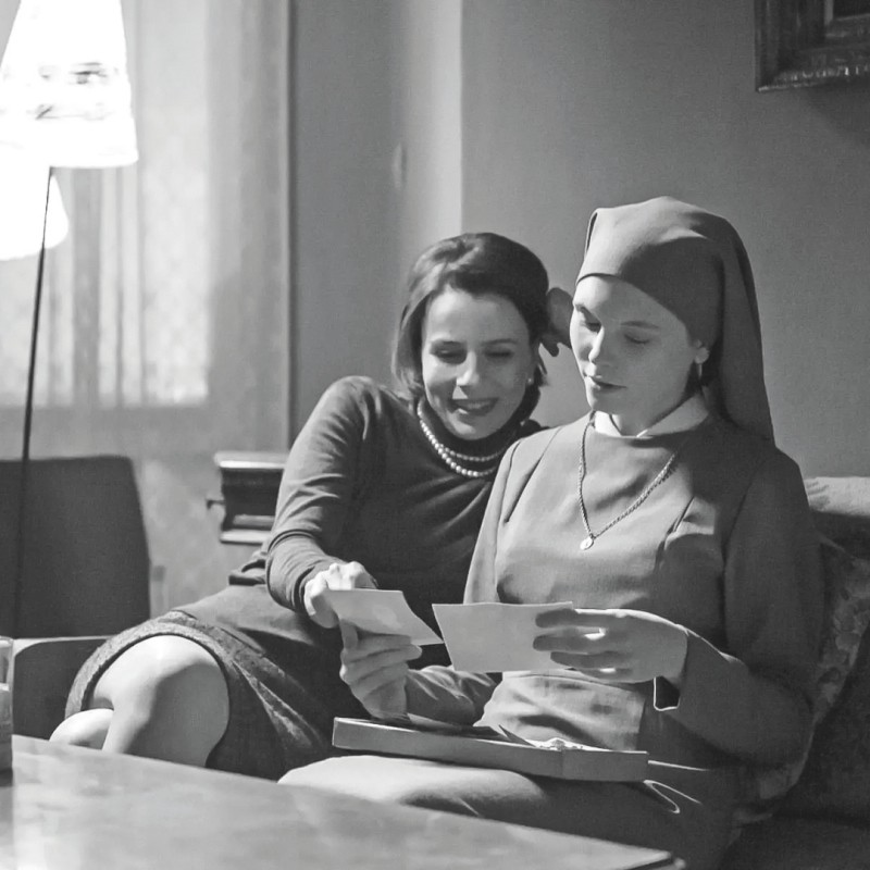 99E0337F-2D43-2B47-EC0B-6CEF3E19488B