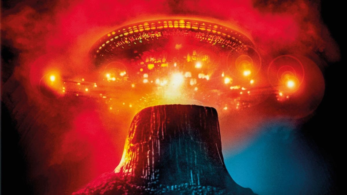 Close-Encounters-of-the-Third-Kind-2-_CJ_main