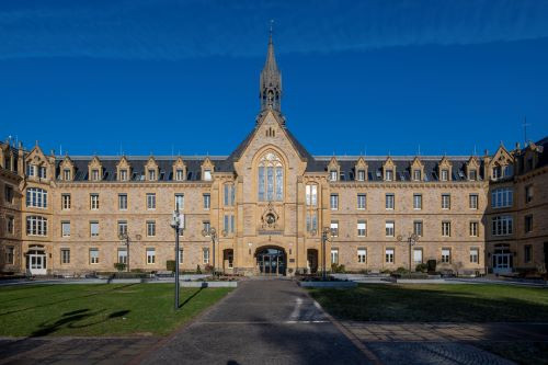 Fondation-Pescatore_VIC1085-petit_main