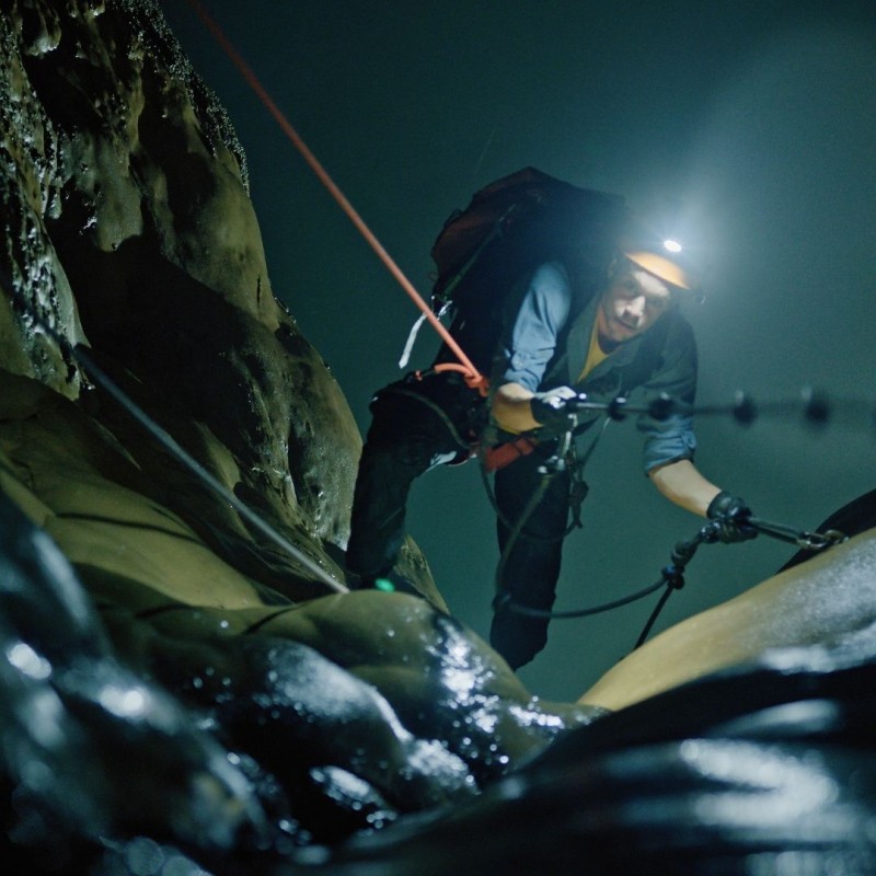 F6E9D137-3B41-B1C2-DC97-A66CBD07EEB6