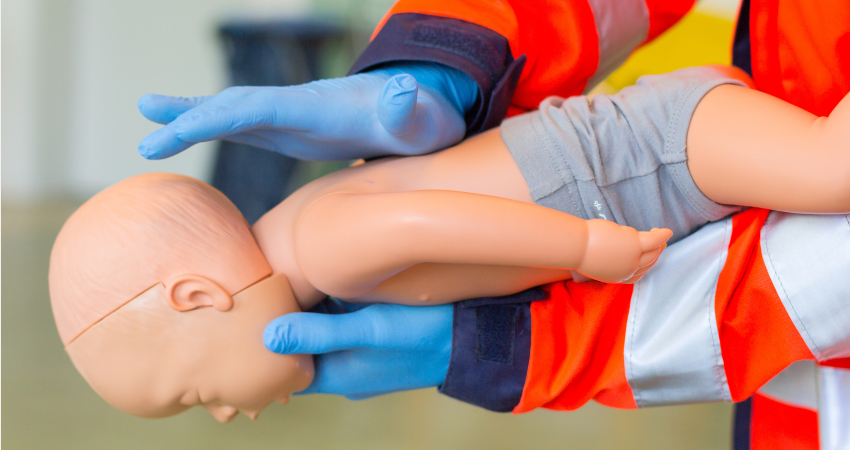 premiers-secours-gestes_main