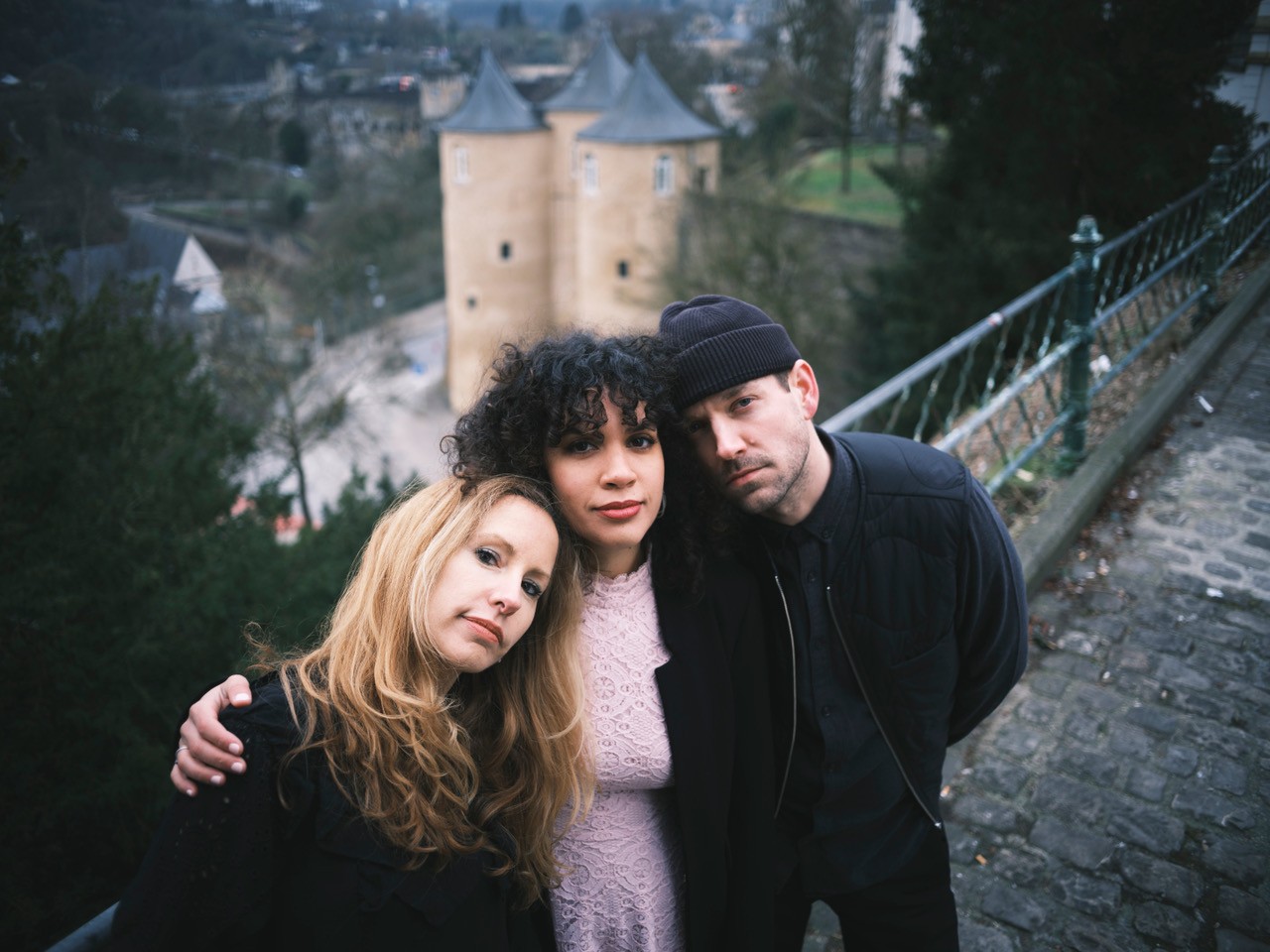 Blue-Sunday-Trio-c-Alfonso-Salgueiro_main