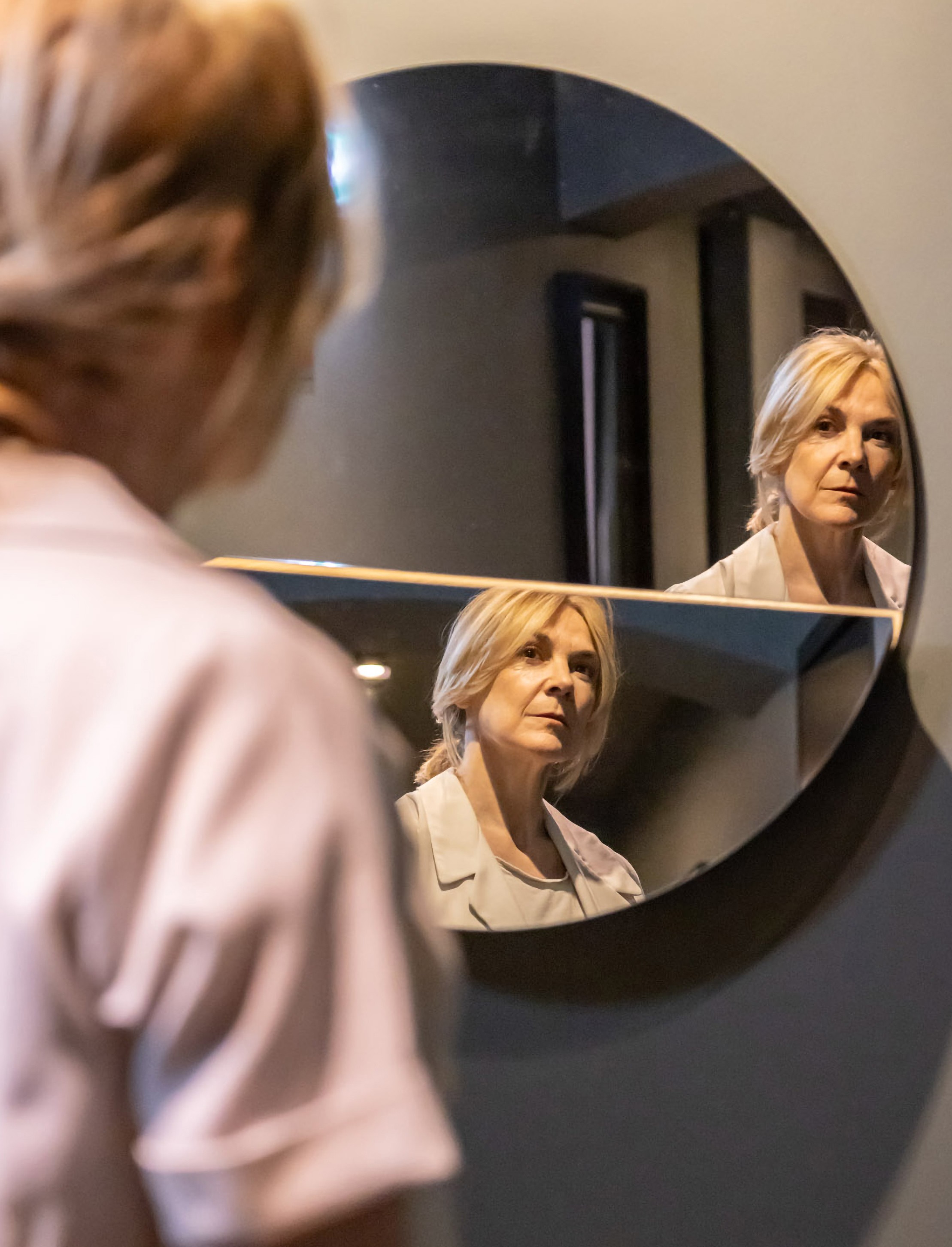 CHAIR-DE-MA-CHAIR_main