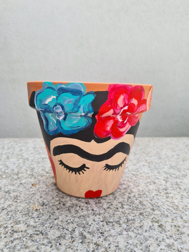 frida-kahlo-768x1024_main