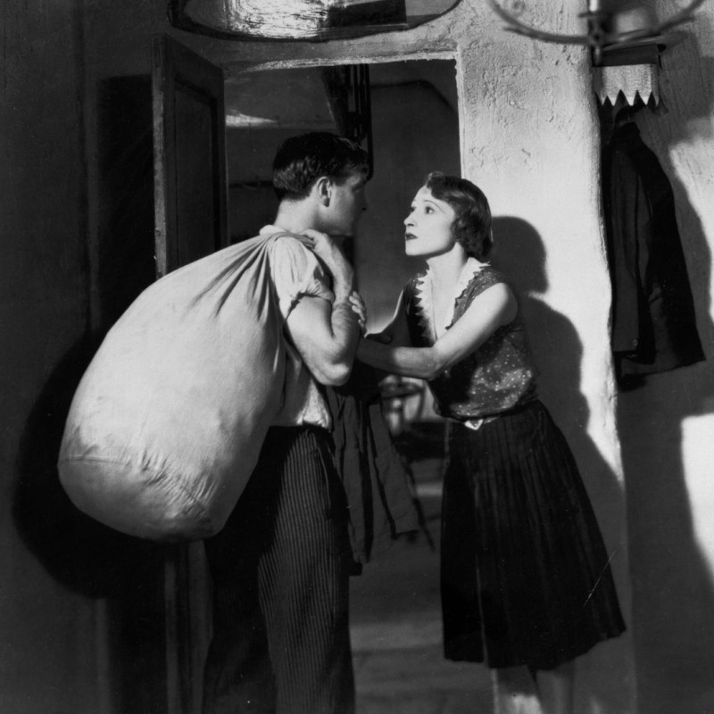 84202954-48F2-D035-FE3D-E4588E293369