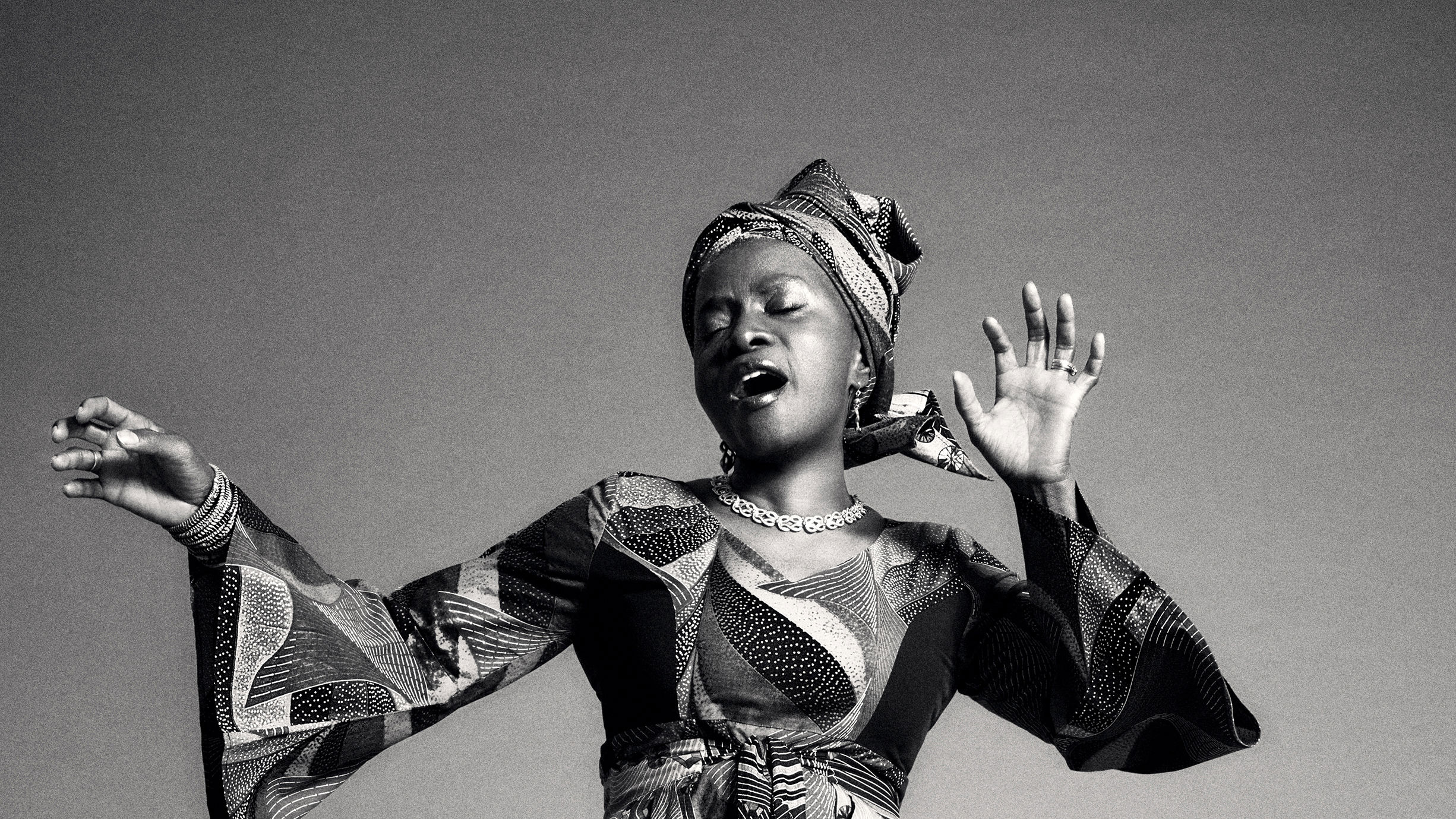 angelique-kidjo-3-2017-credit-sofia_and_mauro-jpg-rxy-0-5200501253132832-0_main