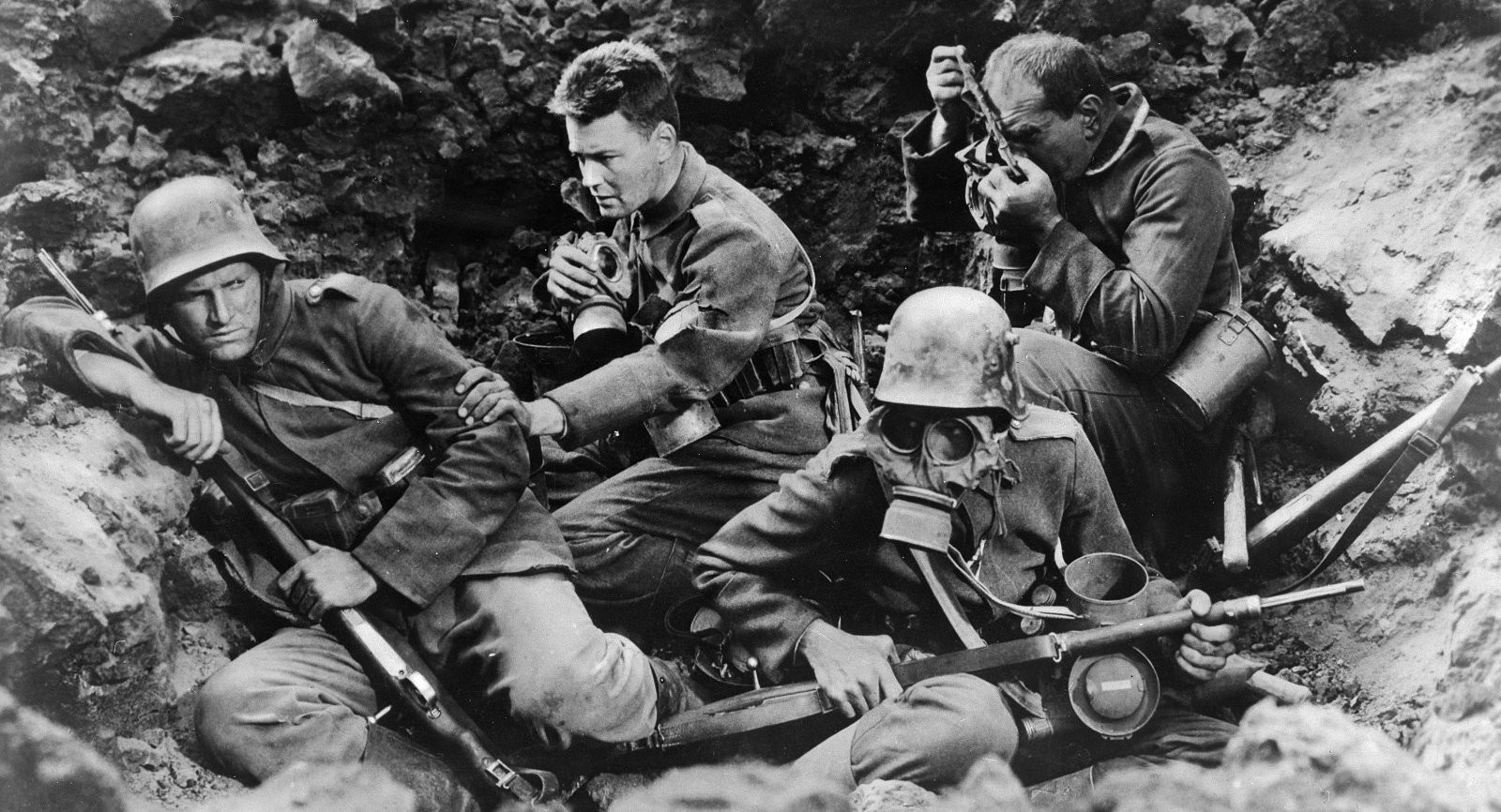 All-Quiet-On-The-Western-Front-1930-5_main