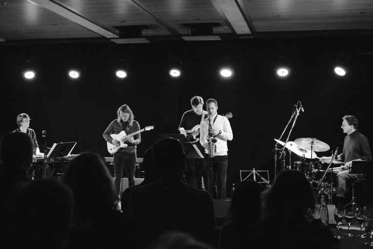 Oliver-Herlitzka-Quintet-Jazz-in-den-Ministerg-rten-c-Konstantin-B-rner-small_main