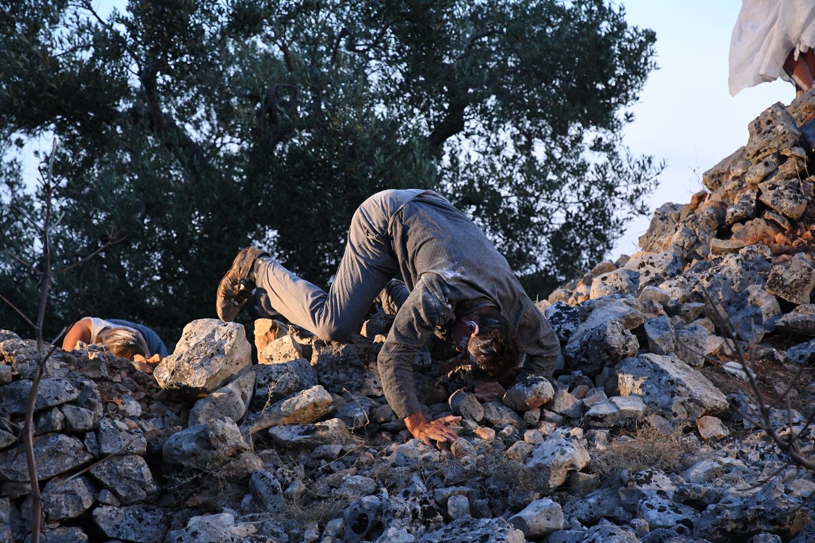 Frey-on-the-rocks_main