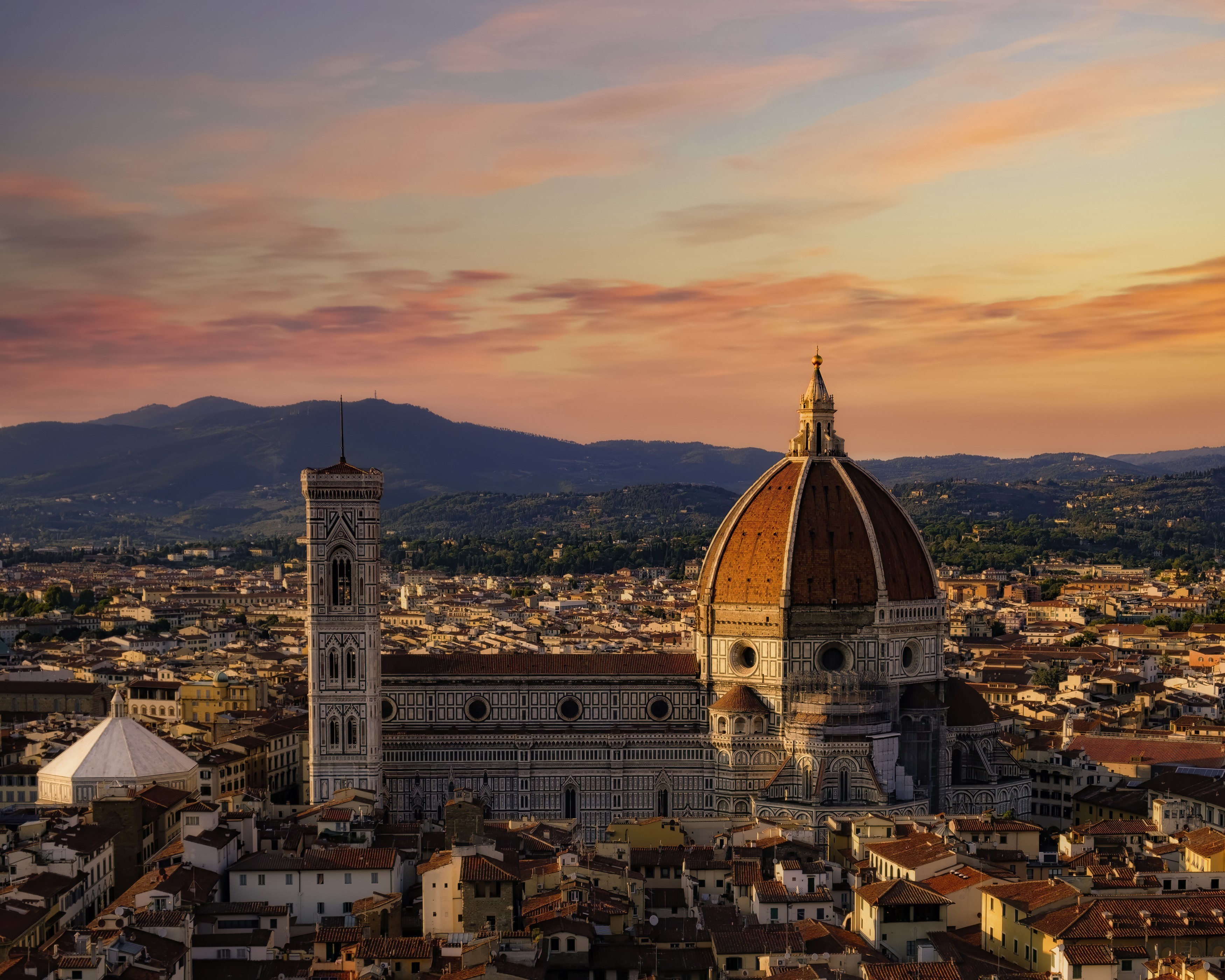 aerial-shot-florence-city-sunset-1-_main