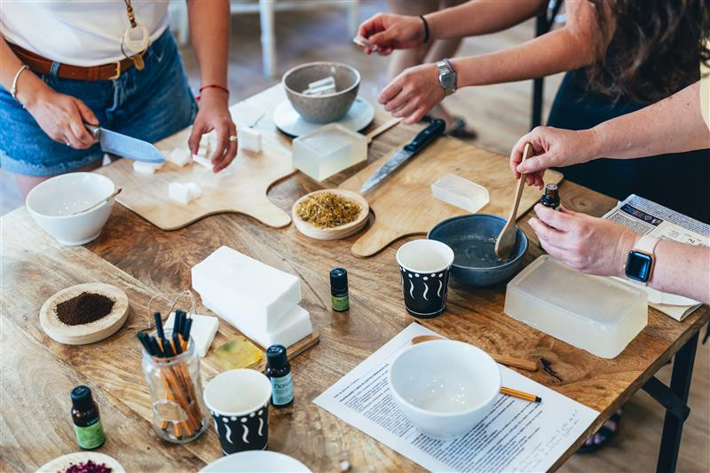 soap-creation-workshop-handmade-aromatherapy-soap-2025-03-10-12-43-37-utc_main