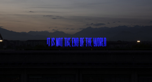 it_is_not_the_end_of_the_world_superflex_4_low