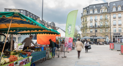 Market "Garer Maart"