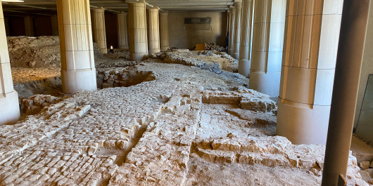 LUGA Tour of the valleys and archaeological crypt of Saint Esprit