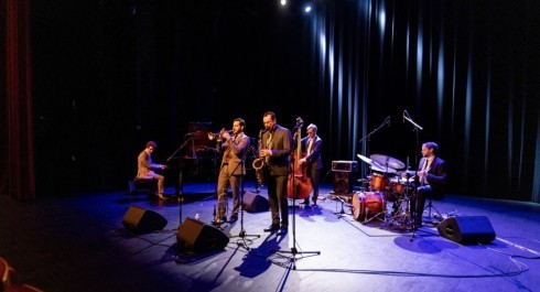 The-Minor-Majors-2586-small_main