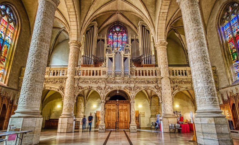 Cathedrale-Notre-Dame-Luxembourg-City-3_main