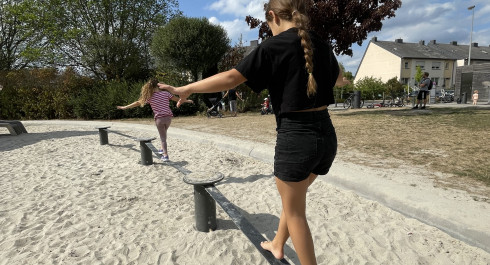 Aire de jeux sur le thème de l'espace au parc Kaltreis à Bonnevoie