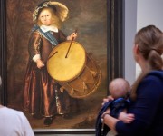 Parents & bébés au musée