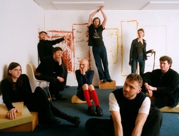 Caroline-1-photo_El_Hardwick_WEB_main