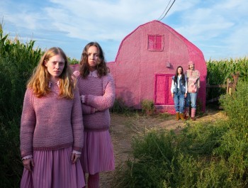 girl_america_10keystill2_CJ_2_main