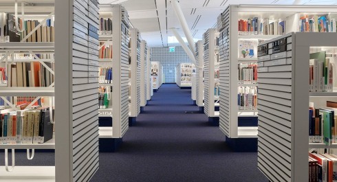 2022_Salle-de-lecture_main