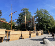 Aire de jeux "Bateau pirate" au parc municipal à Luxembourg-ville