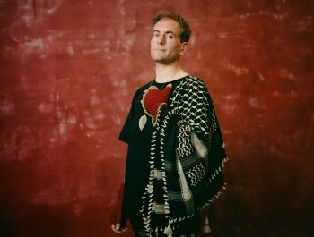 Alabaster_DePlume-6-photo_Alexander_Massek_WEB_main