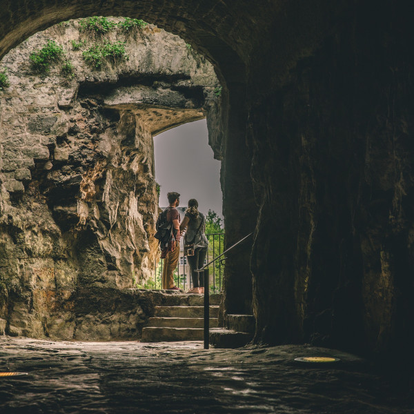 Couple of visitors in the Bock Casemates
