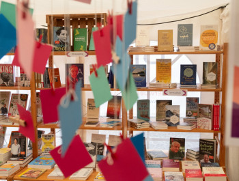 Bicherzelt-im-Oktavjubilaeum-Kopie-1536x1024_main