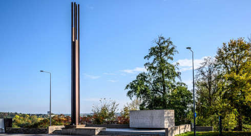 lcto monument robert schuman inet marc lazzarini standart 133 of 139