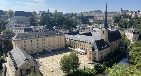 Großer Thron