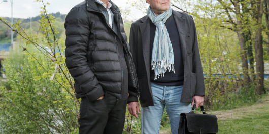 les-theatres-de-la-ville-de-luxembourg-zwei-herren-am-strand_main