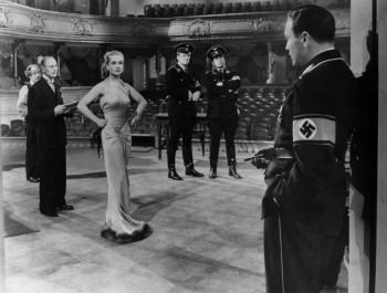 To-Be-or-Not-to-Be_02_main