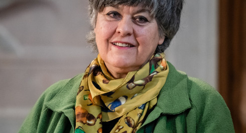 6cqxe6cqxejpg-2_main