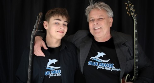 Ro-Alec-Gebhardt-mit-Logo-c-Ro-small_main