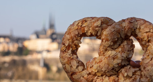 Bretzelsonndeg (Pretzel Sunday)